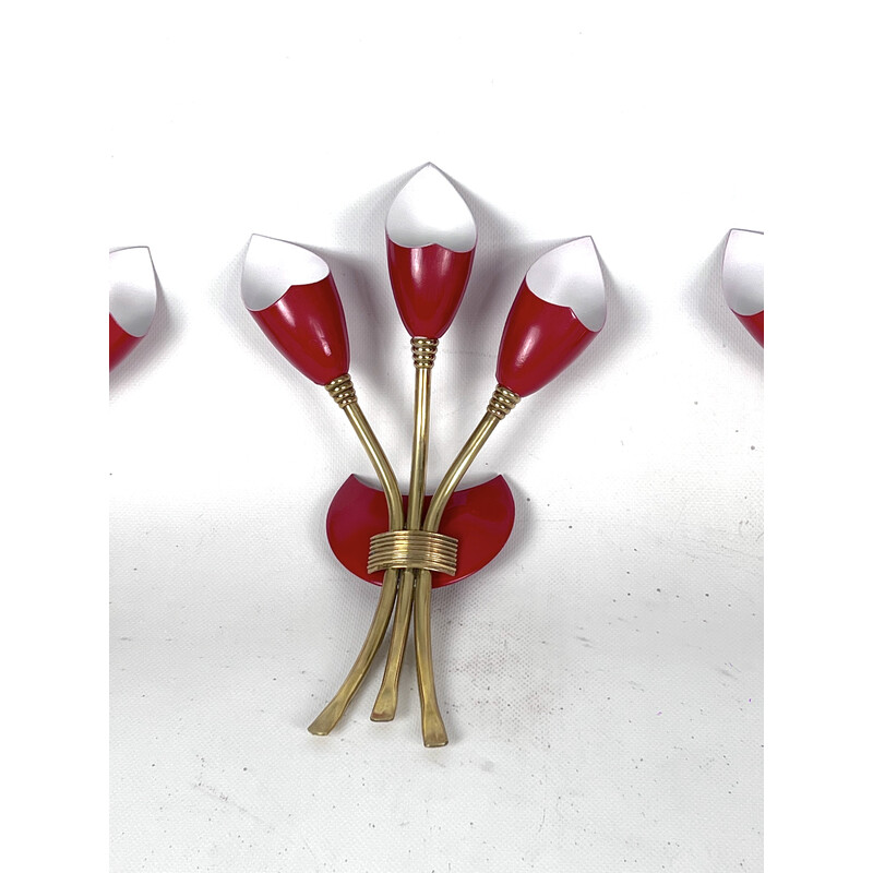 Set of 4 mid-century red lacquer and brass wall lamps, Italy 1950s
