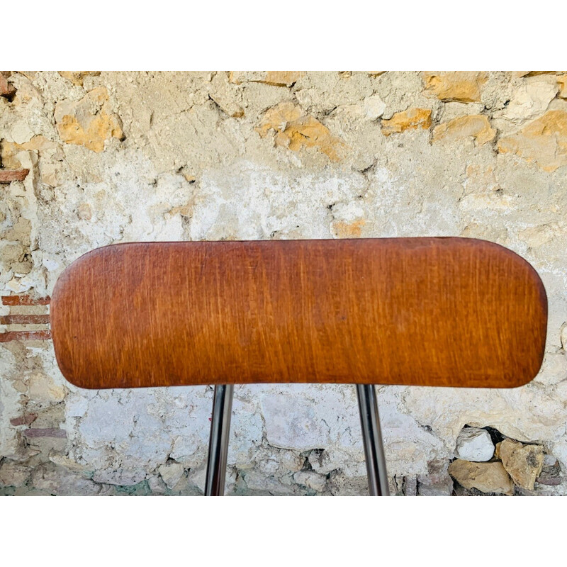 Sgabello industriale vintage in metallo e legno, 1960