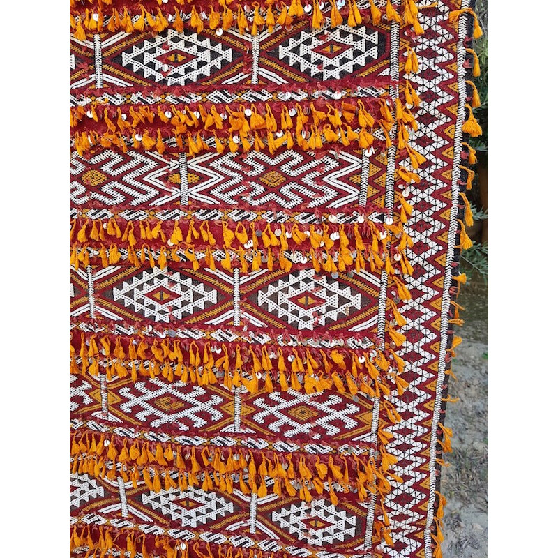 Mid-century Berber red wool rug with pearls and pompoms - 1990s