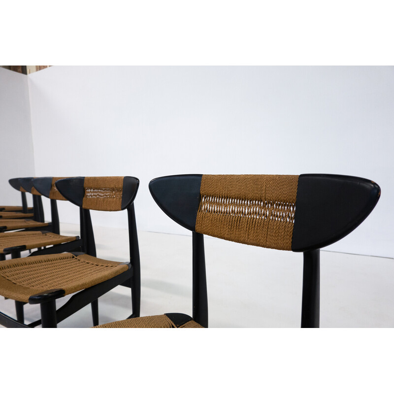 Conjunto de 6 cadeiras de meados do século em madeira preta e corda, Itália, anos 60