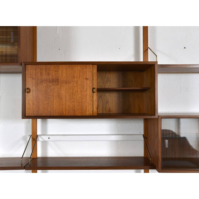 Vintage teak 4-bay modular Danish Royal System shelving bar by Poul Cadovius, 1950s