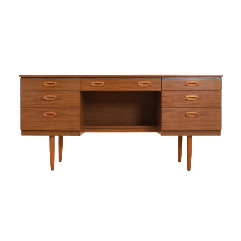 Vintage "Rawcliff" desk by Schreiber