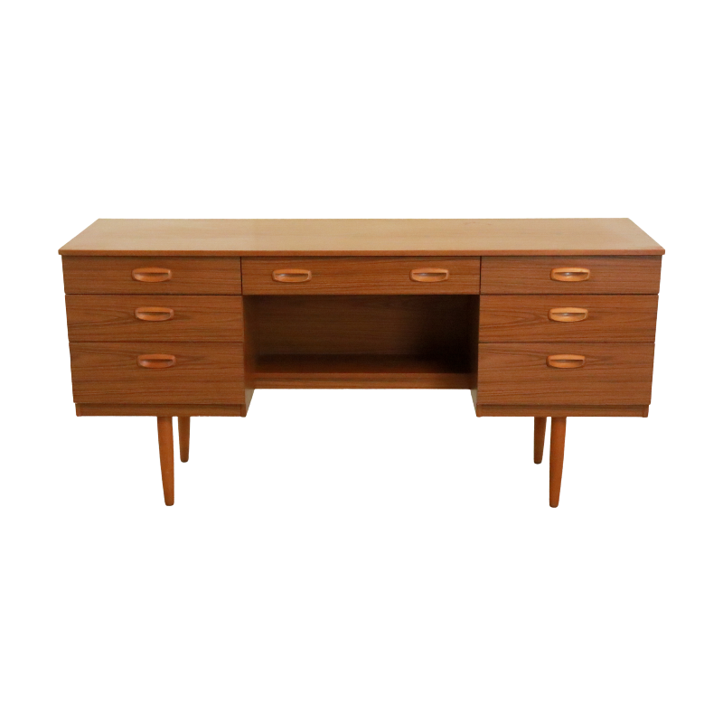 Vintage "Rawcliff" desk by Schreiber