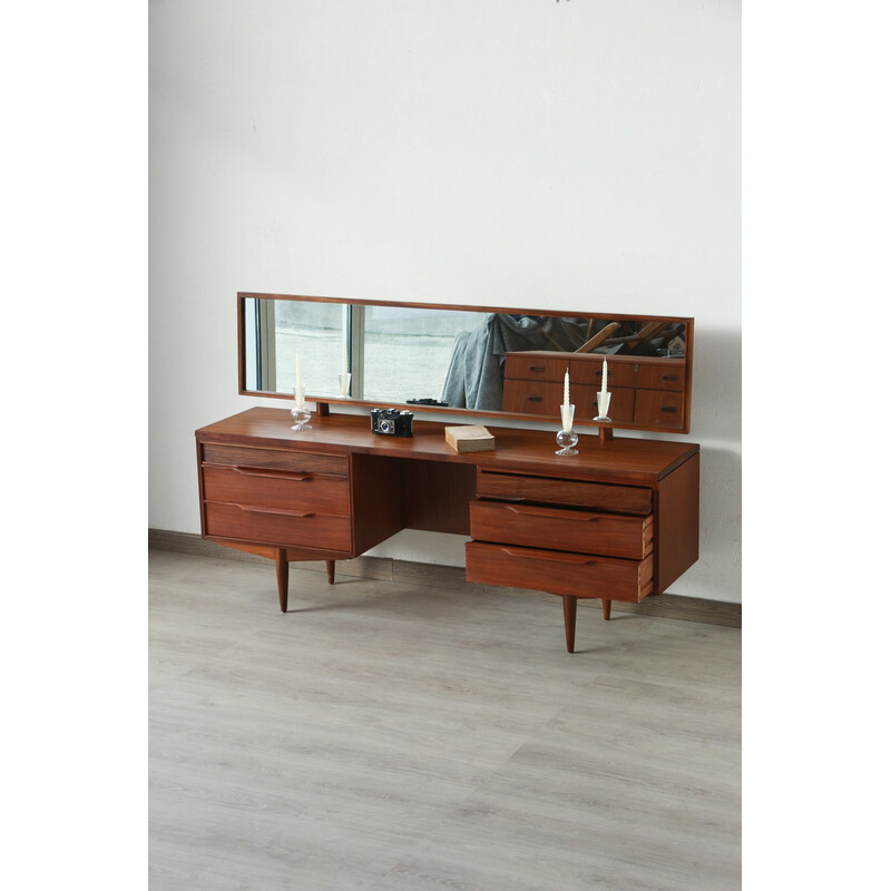 Vintage dressing table by White and Newton, England 1960