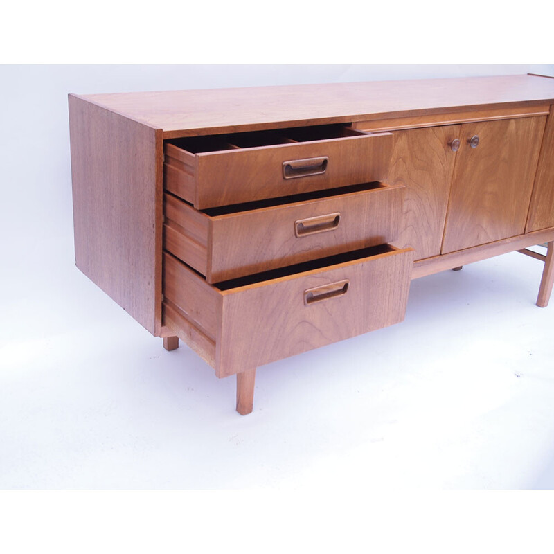 Scandinavisch vintage dressoir met centrale knop, 1960