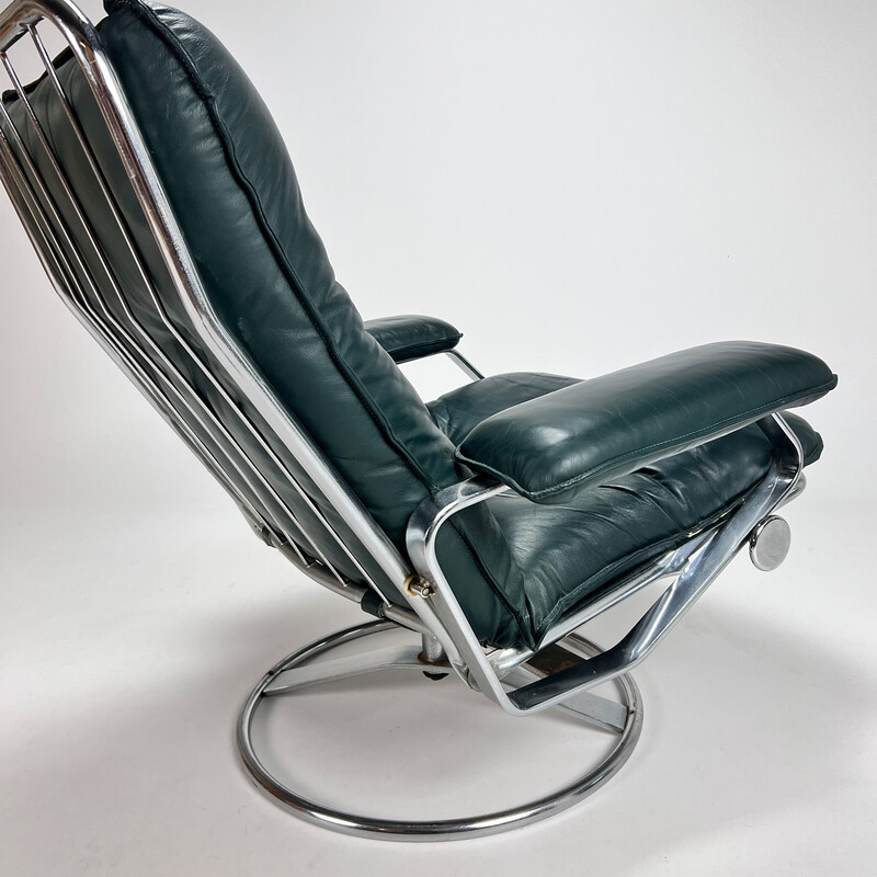 Italian vintage postmodern leather lounge chair, 1980s