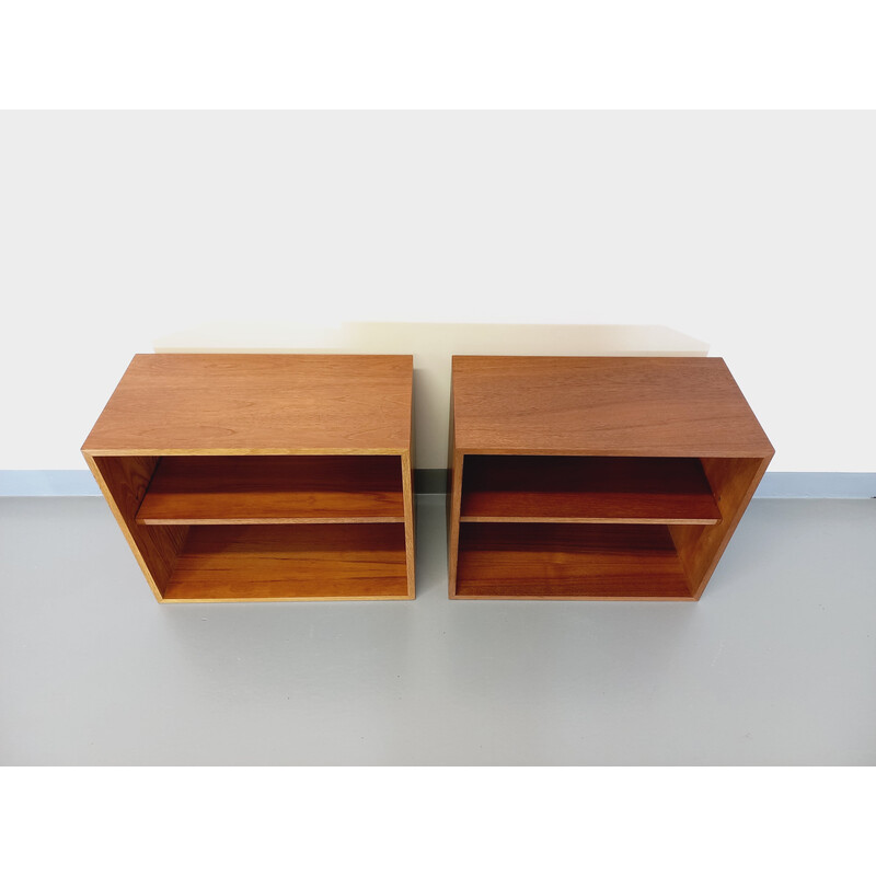 Coppia di comodini vintage in teak, 1960