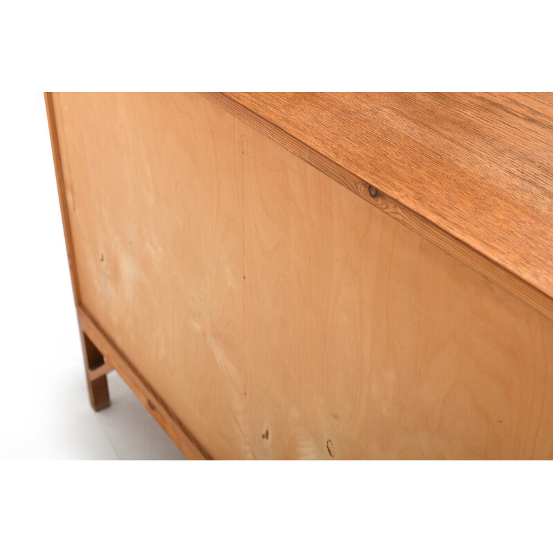 Vintage chest of drawers in oakwood by Børge Mogensen for Fdb Møbler, 1960s