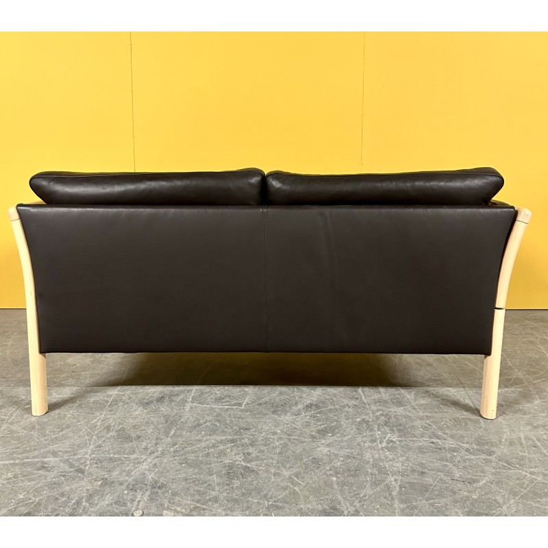 Dänisches 2-Sitzer-Sofa aus braunem Leder mit Holzgestell, 1970er Jahre