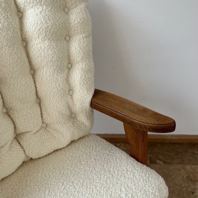 Sillón francés de madera de roble de mediados de siglo de Guillerme et Chambron, años 60