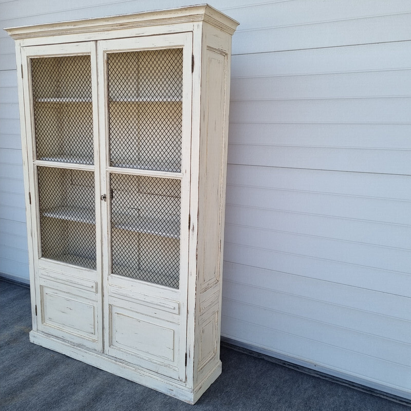 Vintage patina bookcase with wire doors, 1930