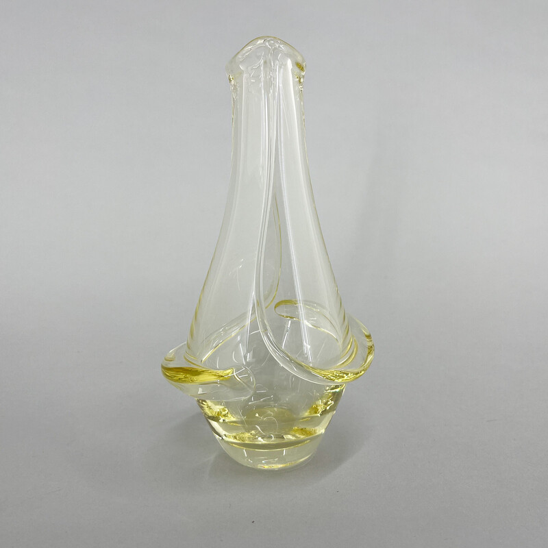 Vaso de meados do século por Frantisek Zemek para Mstisov Glassworks, Checoslováquia nos anos 60