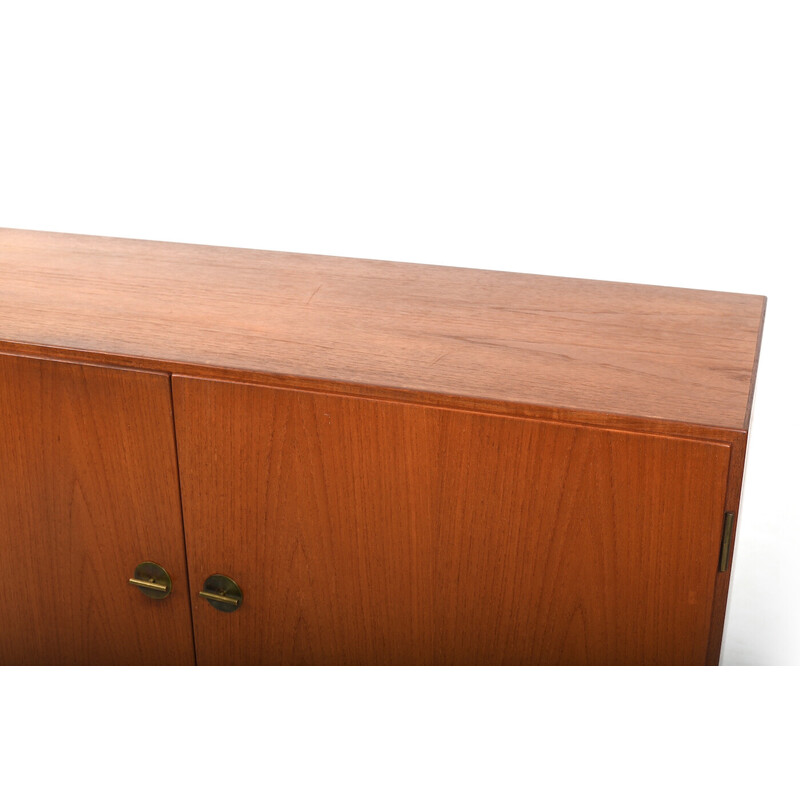 Vintage highboard in teak van Børge Mogensen voor Fdb Møbler, 1960.