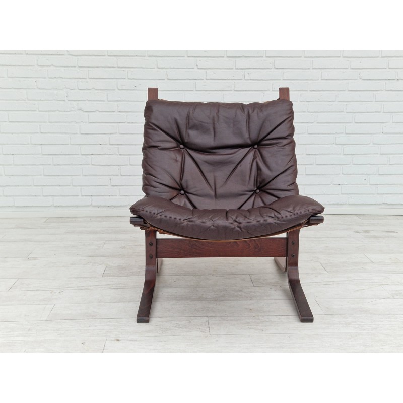 Vintage Norwegian "Siesta" leather and bentwood armchair by Ingmar Relling, 1960s