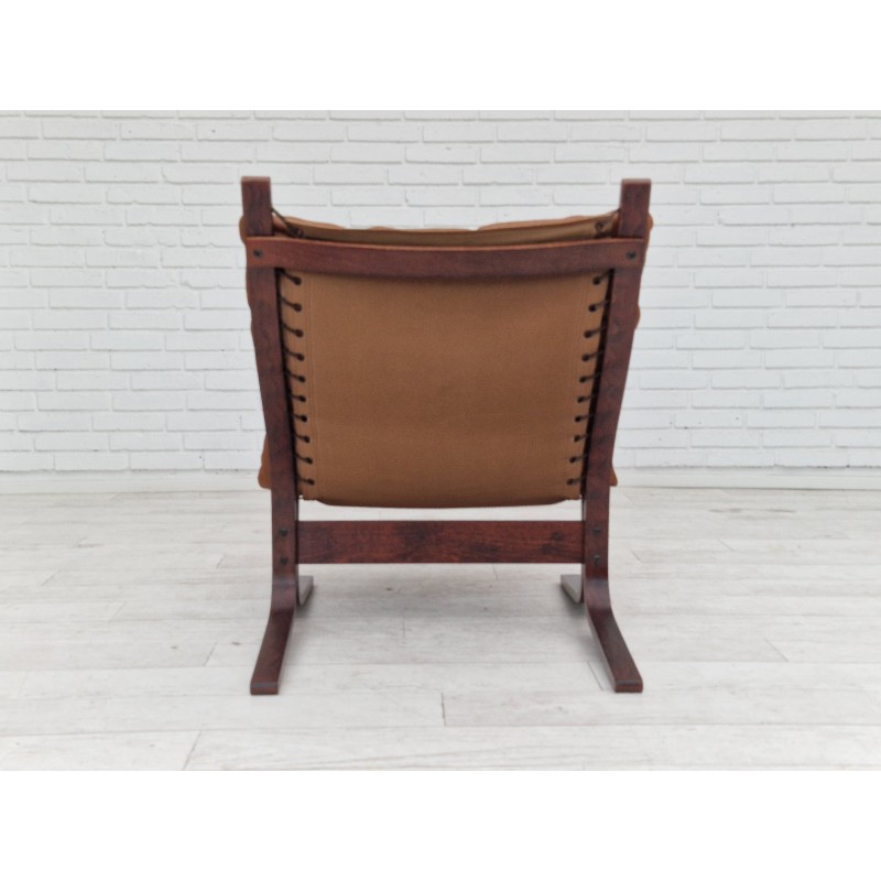 Vintage Norwegian "Siesta" leather and bentwood armchair by Ingmar Relling, 1960s