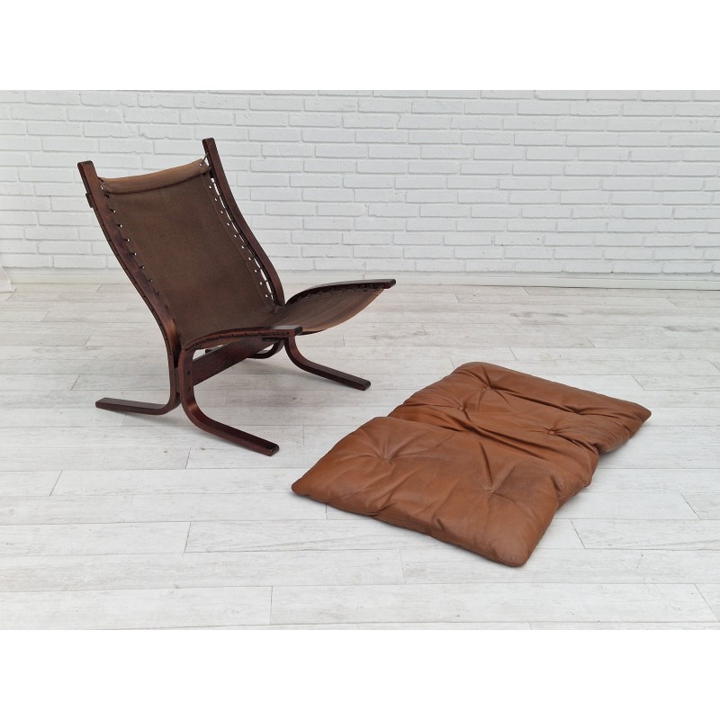 Sillón noruego vintage "Siesta" de cuero y madera curvada de Ingmar Relling, años 60