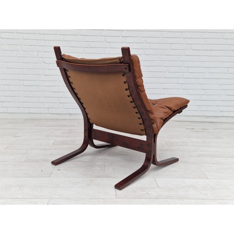 Vintage Norwegian "Siesta" leather and bentwood armchair by Ingmar Relling, 1960s