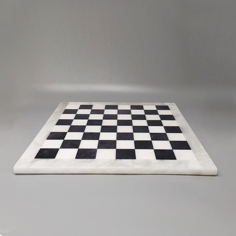 Jeu d'échecs vintage noir et blanc en albâtre de Volterra fait à la main, Italie 1970