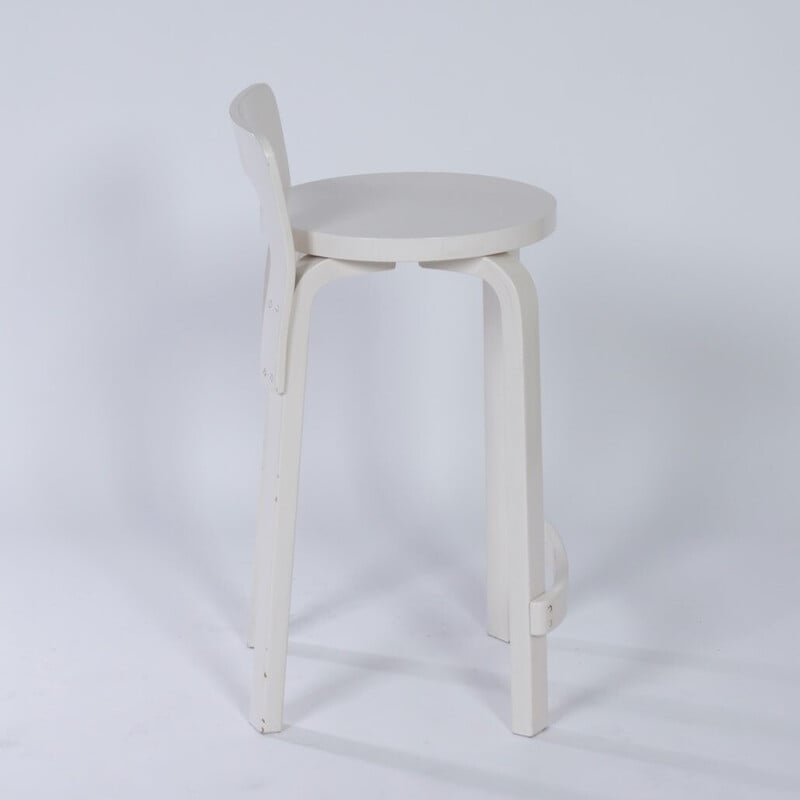 Vintage witte kruk model k65 van Alvar Aalto voor Artek, 1970