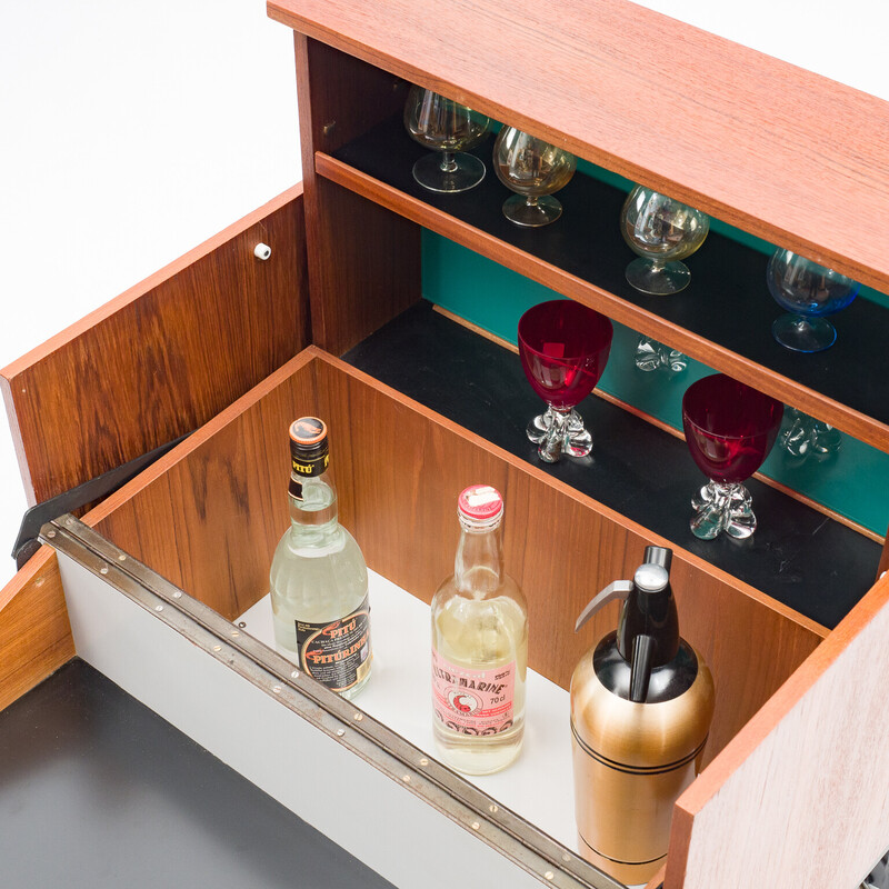 Mid-century teak bar trolley, 1960s