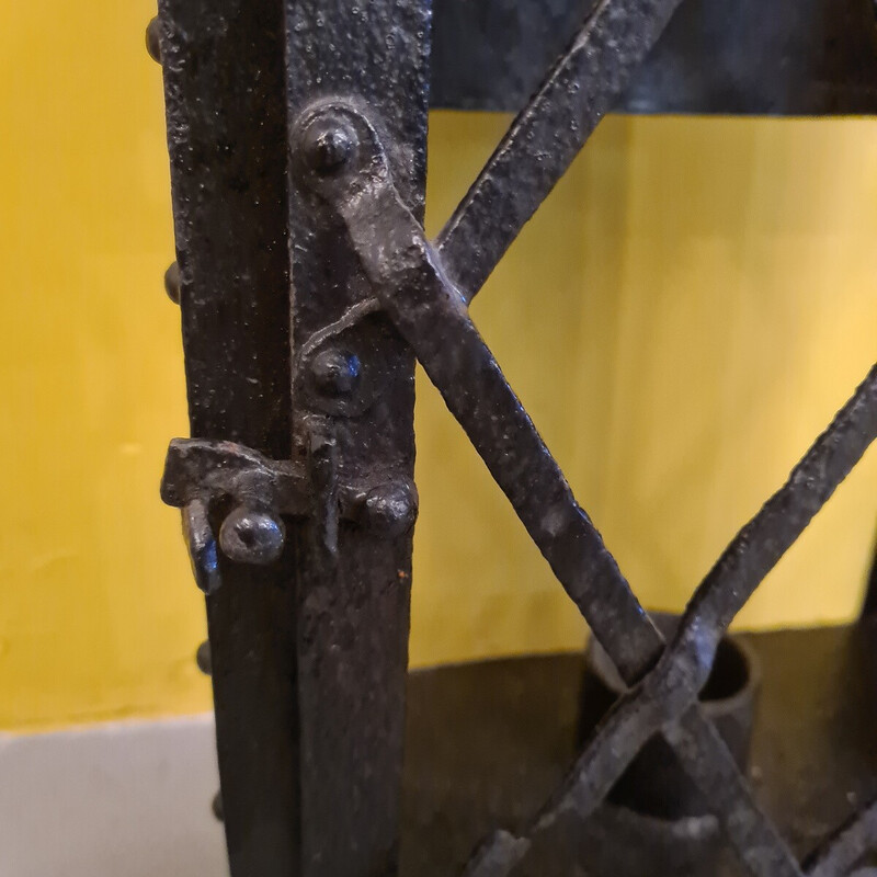 Aplique vintage de hierro forjado, Francia años 1600