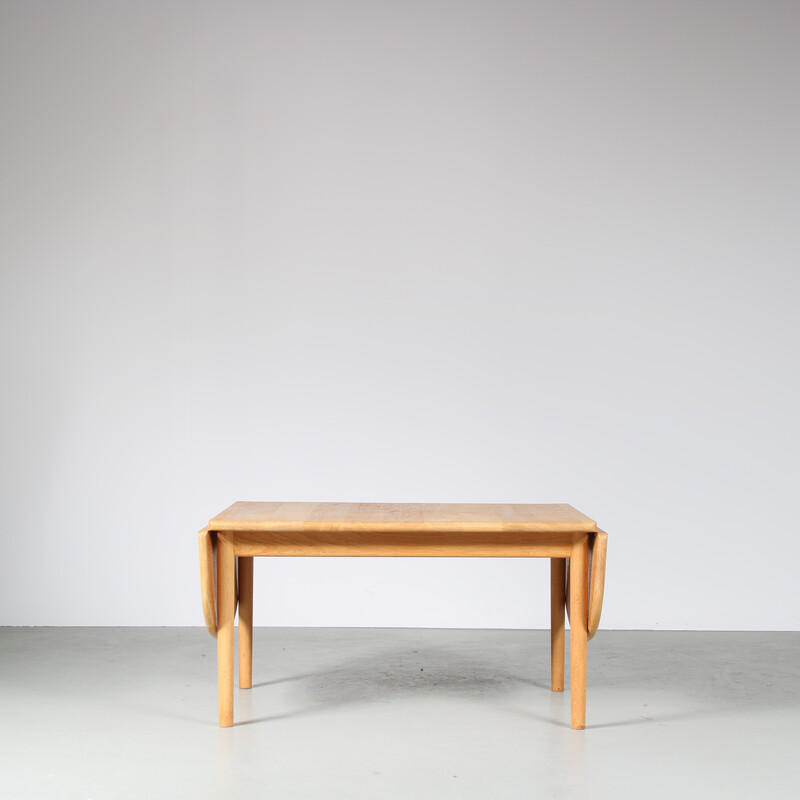 Vintage oak coffee table by Hans J. Wegner for Getama, Denmark 1960s