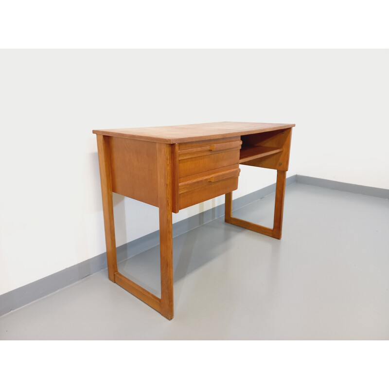 Vintage oakwood desk with sled legs, 1960