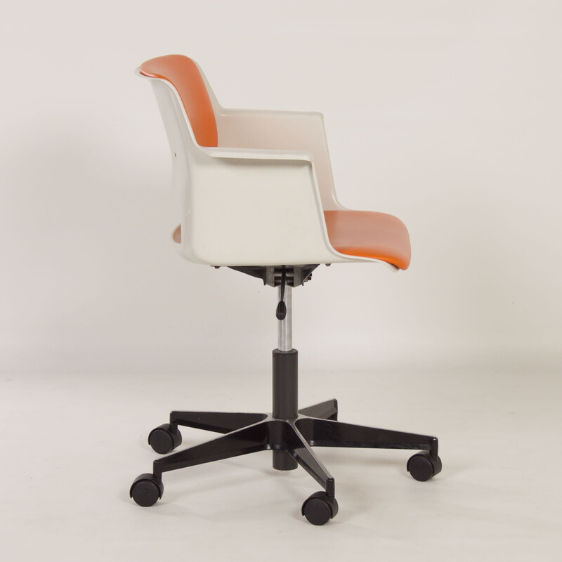 Vintage desk armchair 2712 by André Cordemeyer for Gispen, 1970s