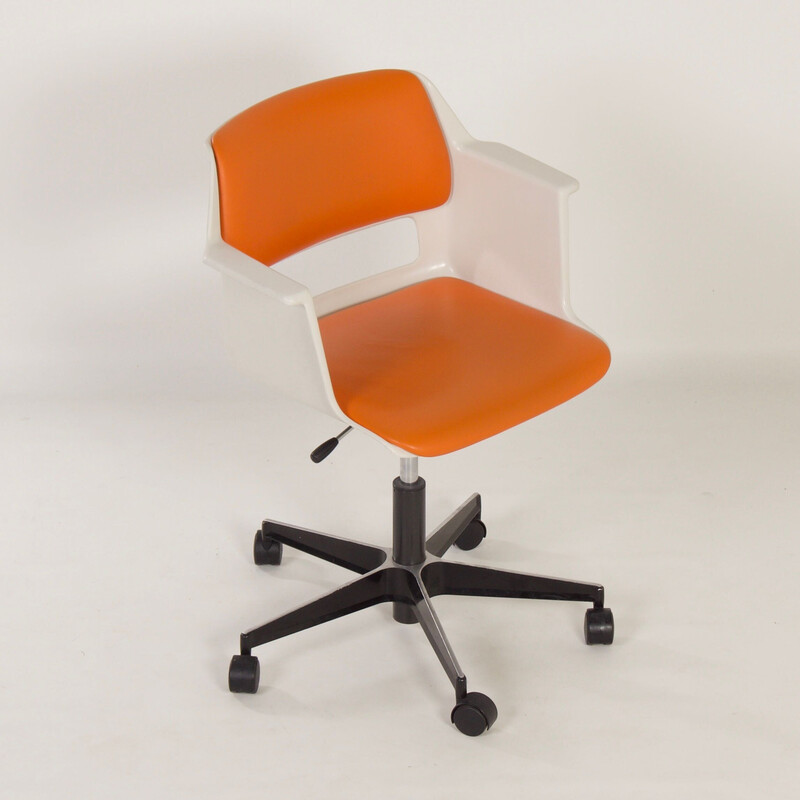 Vintage desk armchair 2712 by André Cordemeyer for Gispen, 1970s