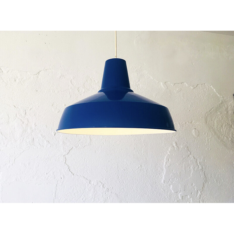 Vintage metal pendant lamp