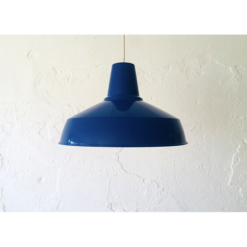 Vintage metal pendant lamp