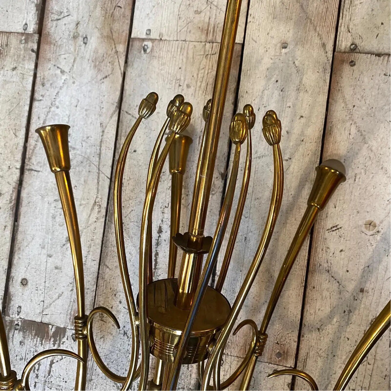 Mid-century 16 lights brass chandelier by Oscar Torlasco, 1960s