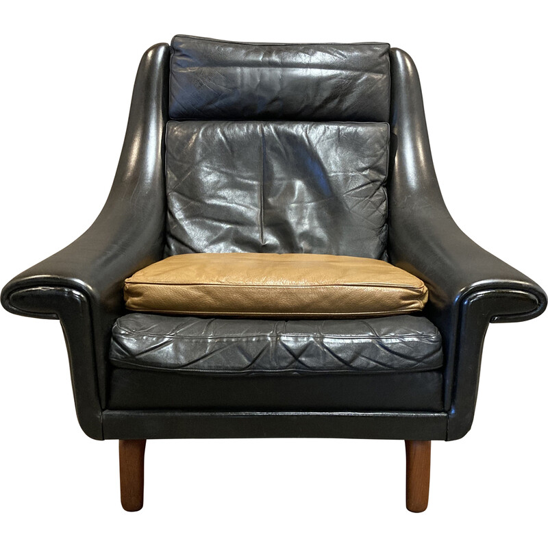 Scandinavian vintage armchair in black leather and teak by Aage Christiansen, 1950