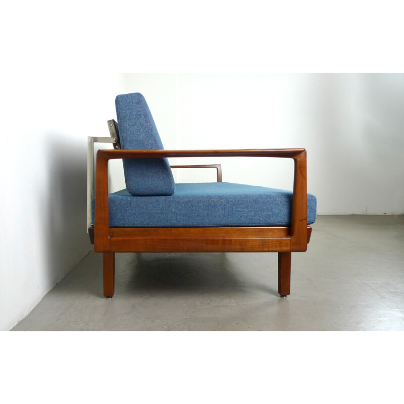 Walter Knoll daybed with walnut frame - 1950s