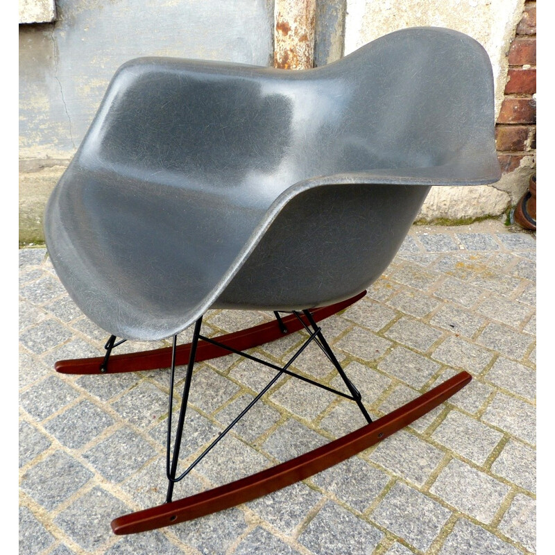 EAMES RAR grey rocking chair - 1965