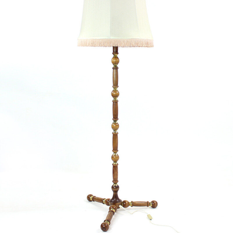 Vintage floor lamp in oak and brass, Czechoslovakia 1950s