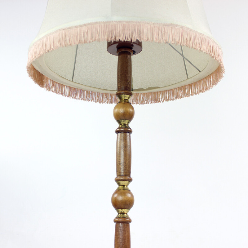 Vintage floor lamp in oak and brass, Czechoslovakia 1950s