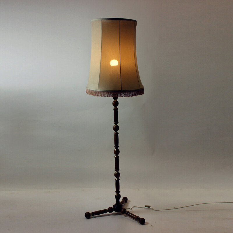 Vintage floor lamp in oak and brass, Czechoslovakia 1950s