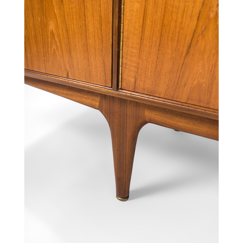 Credenza vintage in teak di Tom Robertson per Mcintosh, Regno Unito 1970