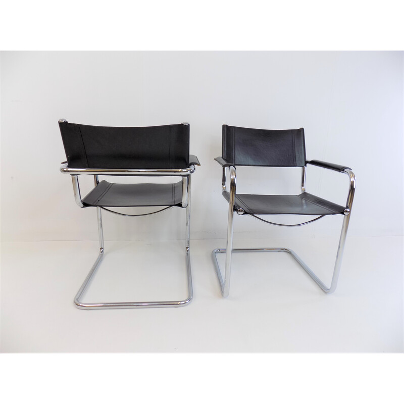 Paire de chaises vintage en cuir par Martin Stam