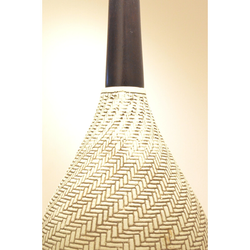Lampe de table en céramique et teck - 1950