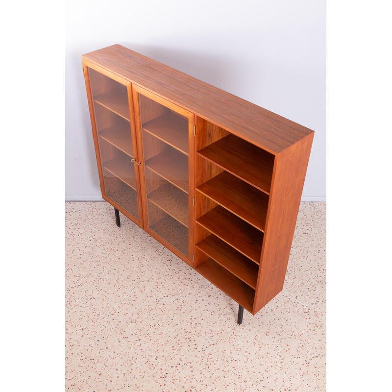 Vintage teak display cabinet by Poul Hundevad, Denmark 1960s