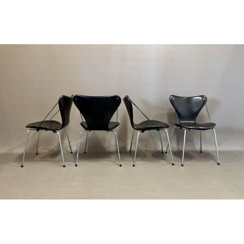 Set of 4 vintage chairs by Arne Jacobsen for Fritz Hansen, 1960