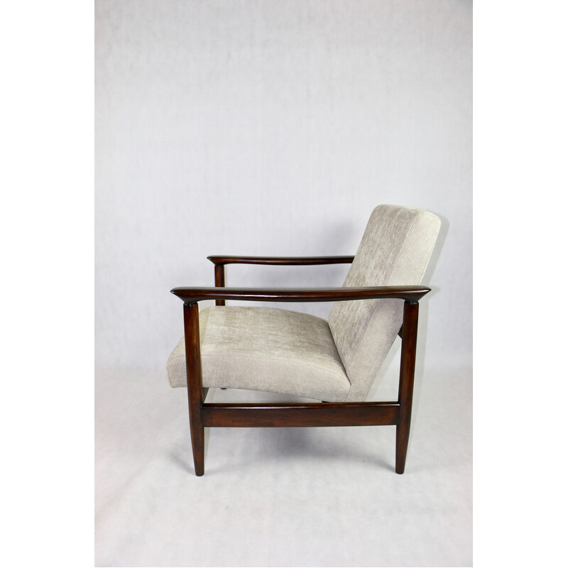 Vintage Gfm-142 armchair in wood and beige fabric by Edmund Homa, 1970s