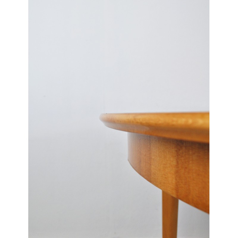 Vintage Art Deco side table in golden elm, burr walnut and birch, 1930s