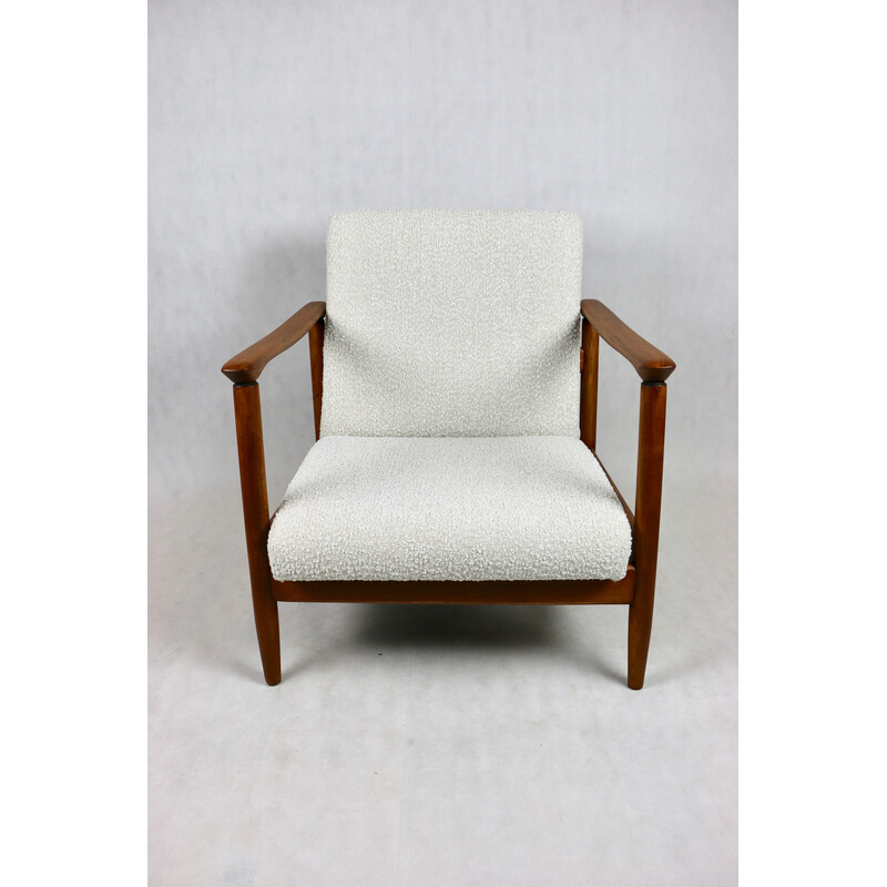 Cadeira de sala Vintage Gfm-142 em madeira e tecido de marfim por Edmund Homa, 1970s