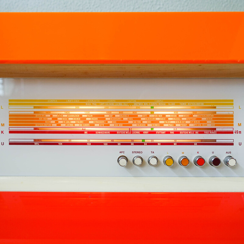 Vintage Spectra futura stereo de Raymond Loewy para Nordmende, 1968s