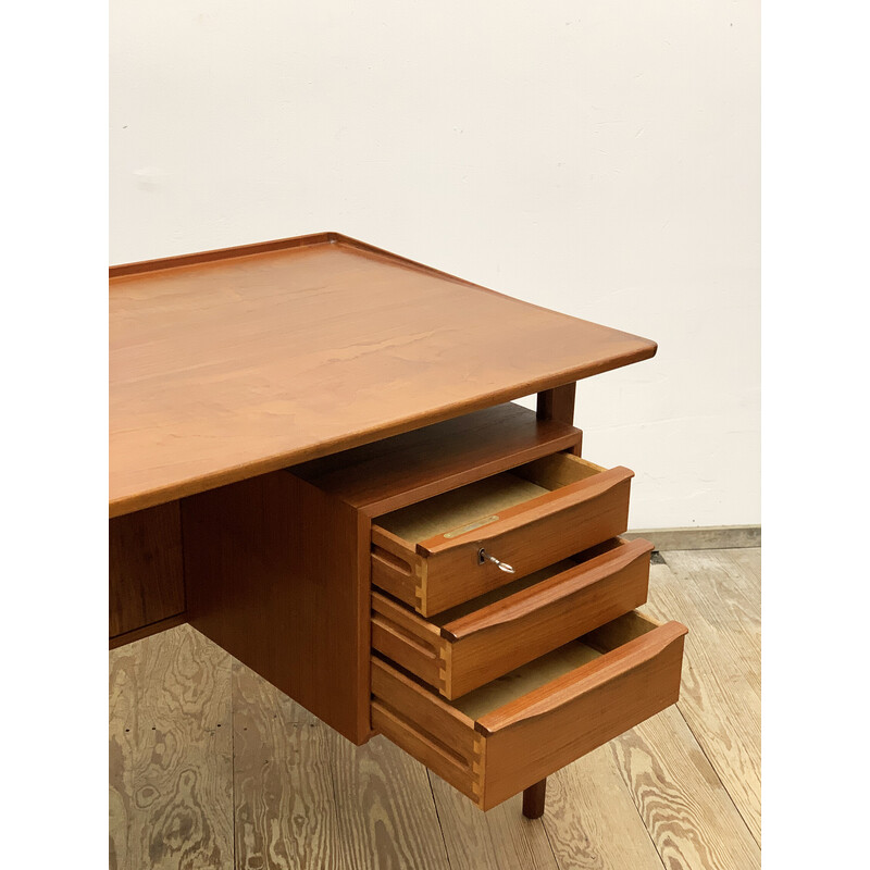 Vintage teakhouten bureau van Peter Løvig Nielsen voor Hedensted Møbelfabrik, Denemarken 1960