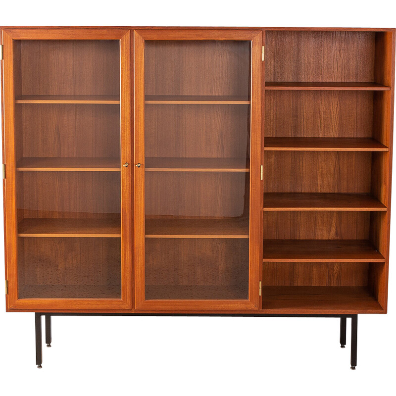 Vintage teak display cabinet by Poul Hundevad, Denmark 1960s