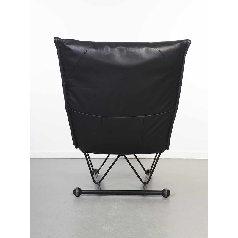 Vintage Flyer lounge chair in zwart leer van P. Mazairac en K. Boonzaaijer voor Young International, 1983.